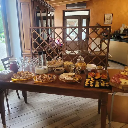 Alloggio per agriturismo La Fornace Centro Ippico Côme